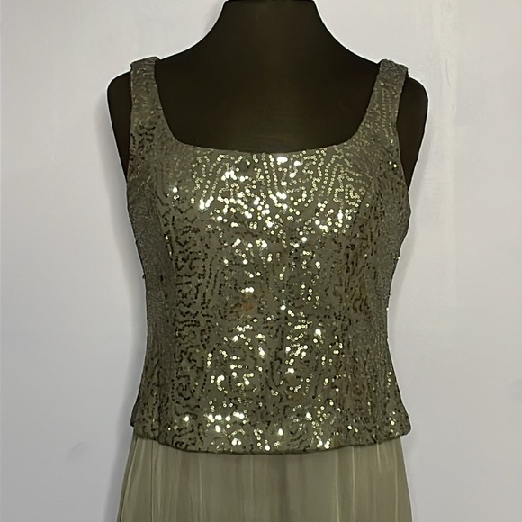 Atelier Danielle Gray Embellished Midi Dress Size 8 - Picture 8 of 11